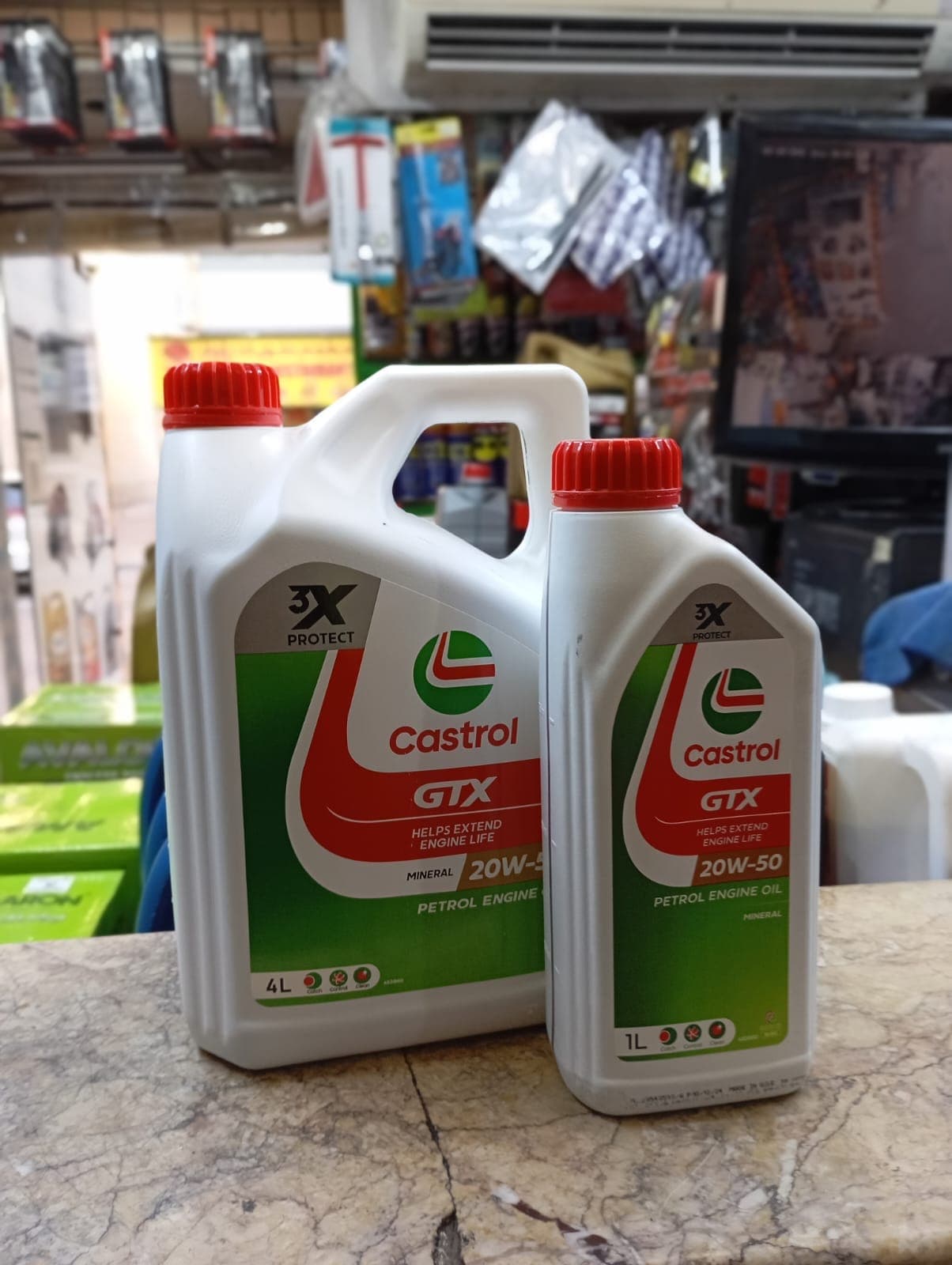 Castrol GTX engine oil